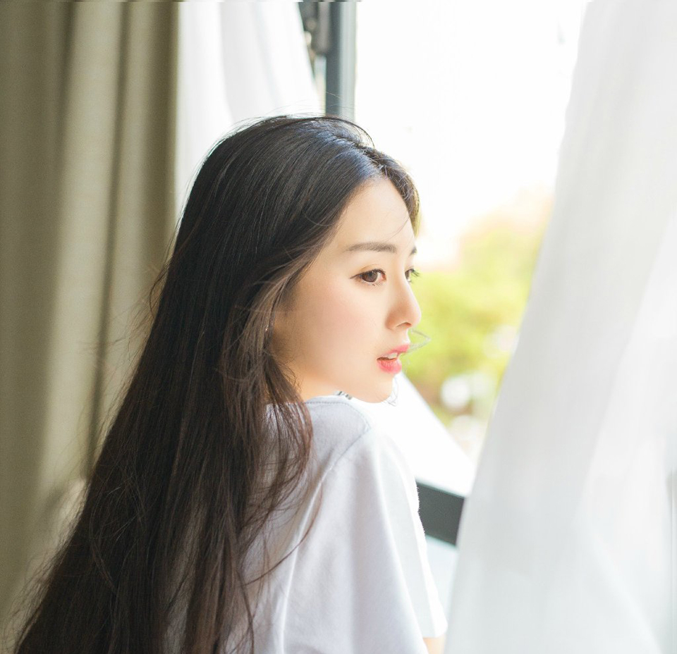 “不是不敢，而是怕你没这个本事！”庞统冷哼一声，扭头看向帐中众将，淡然道：“我主吕布，或许出身不及诸位，但为人公私分明，也极重规矩。”